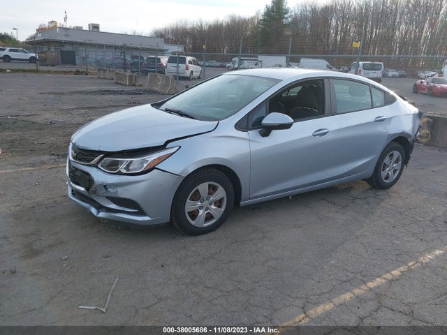 Chevrolet Cruze Ls Auto 2017 1G1BC5SM3H7151391 Image 2