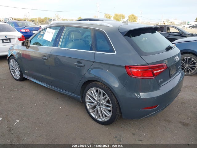 2018 AUDI A3 SPORTBACK E-TRON PREMIUM PLUS VIN: WAUTPBFF8JA064148