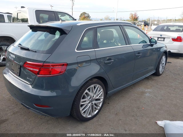2018 AUDI A3 SPORTBACK E-TRON PREMIUM PLUS VIN: WAUTPBFF8JA064148