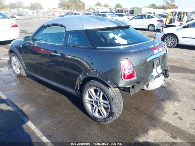 2012 MINI COOPER WMWSX1C53CT164098 Photo 2