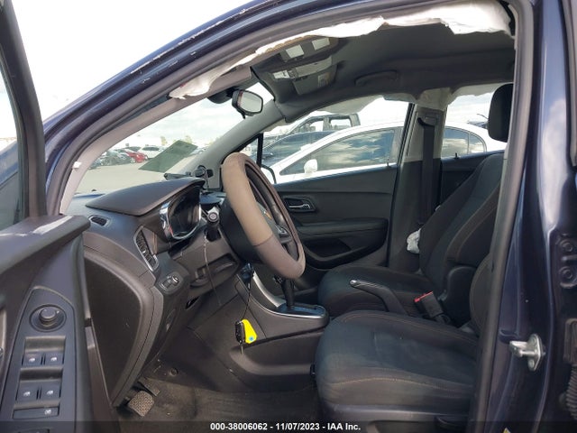 Chevrolet TRAX LS 2018 3GNCJKSB1JL360460 Image 5