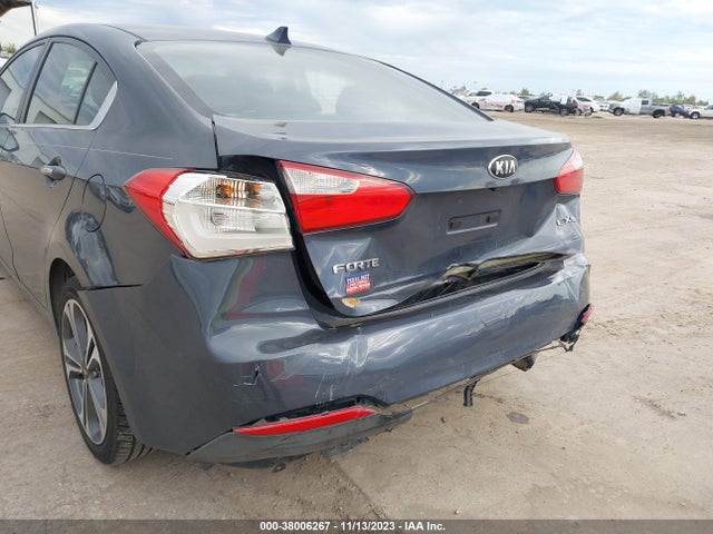 2015 KIA FORTE EX VIN: KNAFX4A85F5268858