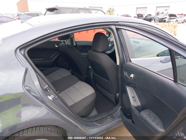 2015 KIA FORTE EX VIN: KNAFX4A85F5268858