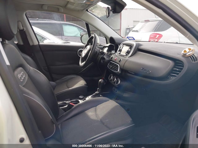 2017 FIAT 500X ZFBCFXCB5HP523392 Photo 4