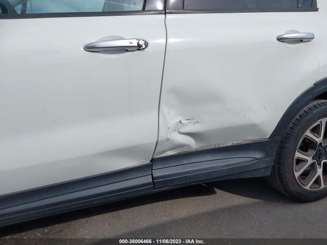 2017 FIAT 500X ZFBCFXCB5HP523392 Photo 5