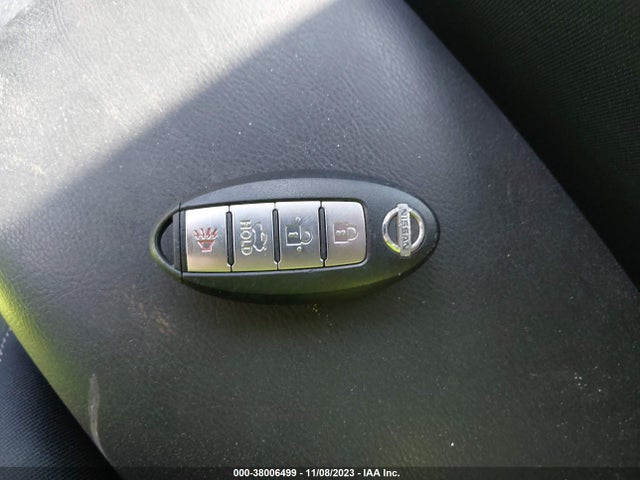2017 NISSAN SENTRA SV VIN: 3N1AB7AP2HY214463