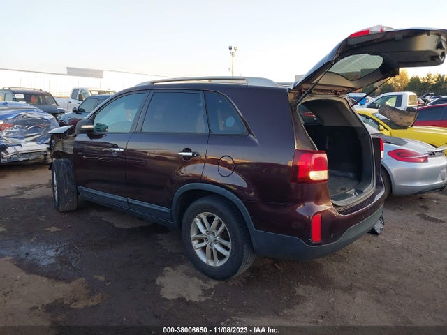 2014 KIA SORENTO LX VIN: 5XYKT3A68EG434995