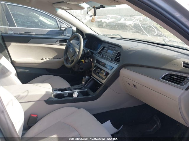 2017 HYUNDAI SONATA 2.4L VIN: 5NPE24AF0HH477875