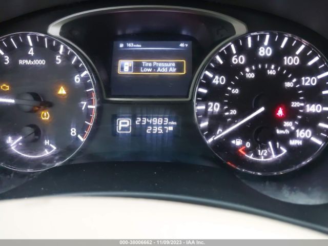 5N1AR2MN5EC647572 Nissan Pathfinder Sv