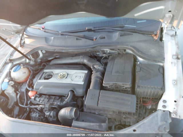 2010 VOLKSWAGEN PASSAT KOMFORT VIN: WVWXK7AN7AE054248