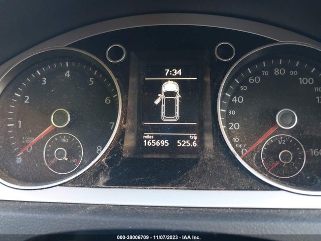 2010 VOLKSWAGEN PASSAT KOMFORT VIN: WVWXK7AN7AE054248