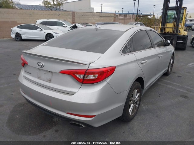 Hyundai SONATA SE 2017 5NPE24AF7HH546853 Image 4