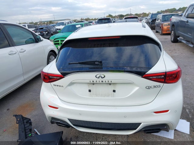 Продаж на аукціоні авто 2017 Infiniti Qx30 Sport, vin: SJKCH5CP8HA031043, номер лоту: 38006803