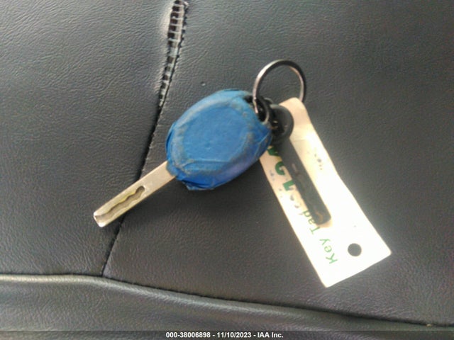 2006 MINI COOPER WMWRC33516TK71290 Photo 10