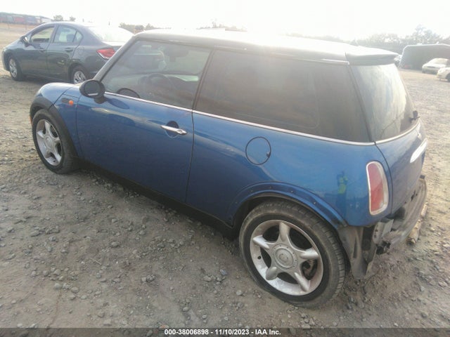 2006 MINI COOPER WMWRC33516TK71290 Photo 2