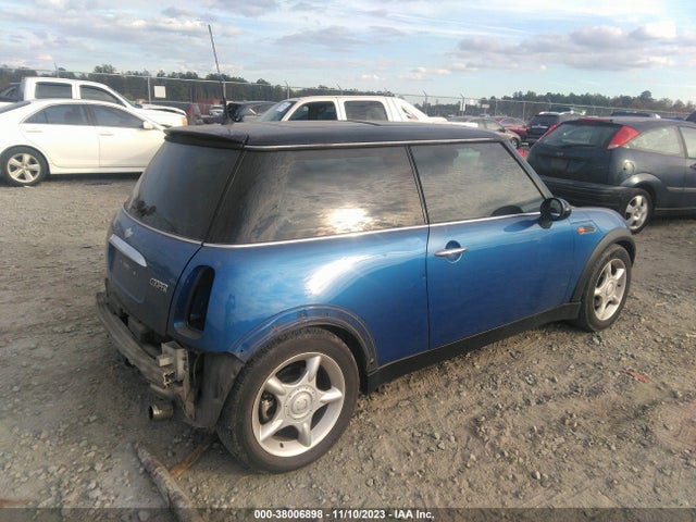 2006 MINI COOPER WMWRC33516TK71290 Photo 3