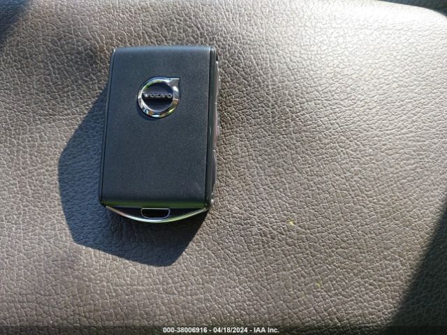 2023 VOLVO XC60 YV4L12RN9P1225829 Photo 10