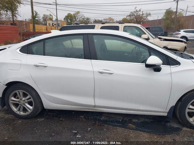 Chevrolet Cruze Lt Auto 2018 1G1BE5SM8J7202738 Image 13