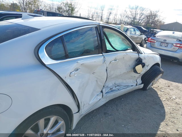 2013 JAGUAR XF SAJWJ0EFXD8S87523 Photo 5