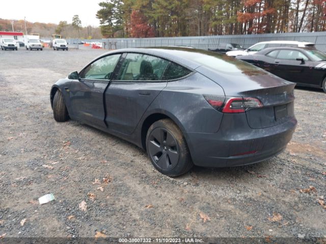 5YJ3E1EA7NF339952 Tesla Model 3 Rear-wheel Drive