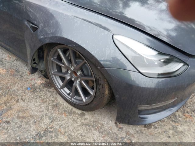 5YJ3E1EA7NF339952 Tesla Model 3 Rear-wheel Drive