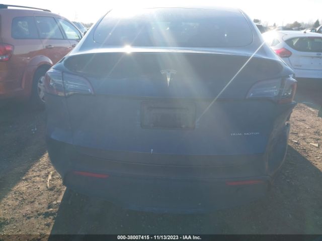 Tesla Model Y Long Range Dual Motor 2020 5YJYGDEE8LF016625 Image 16