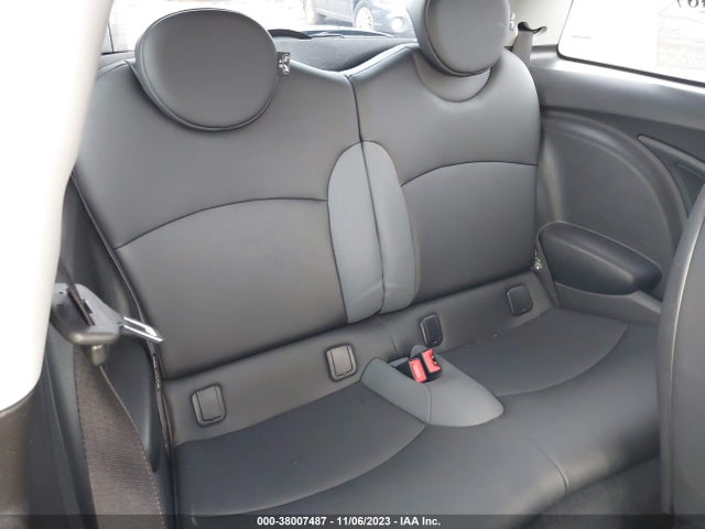 2008 MINI COOPER S WMWMF73508TV38589 Photo 7