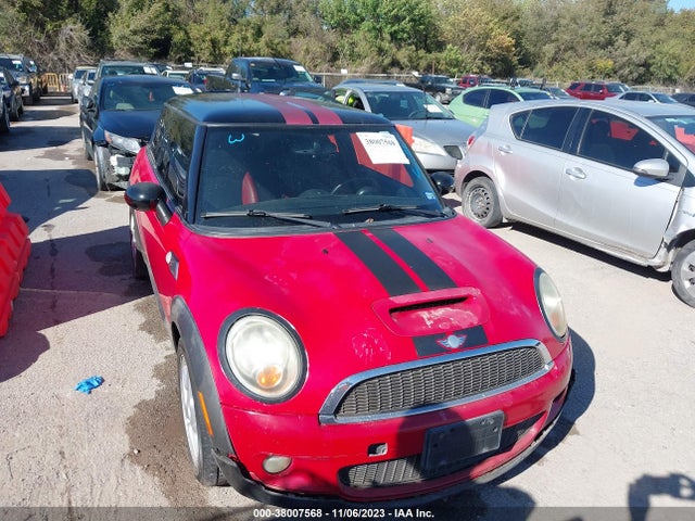 2008 MINI COOPER S WMWMF73568TT90139 Photo 0