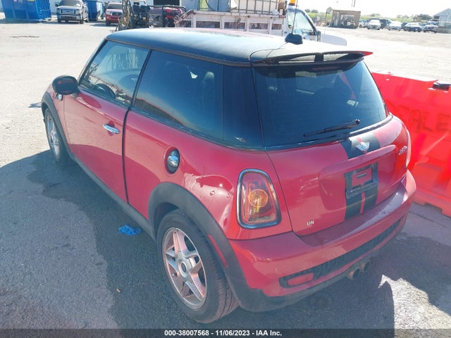 2008 MINI COOPER S WMWMF73568TT90139 Photo 2