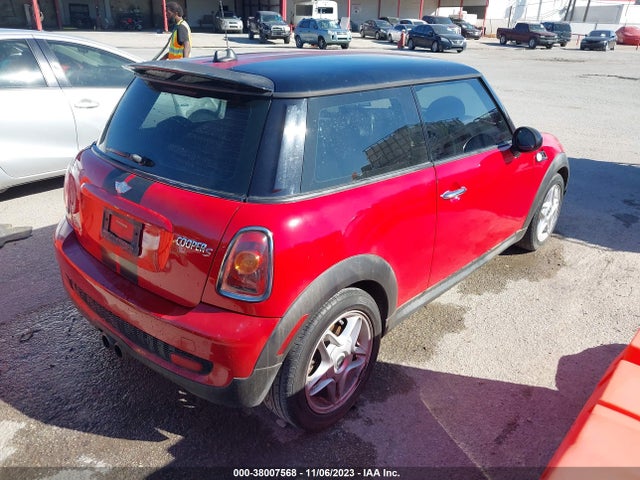 2008 MINI COOPER S WMWMF73568TT90139 Photo 3
