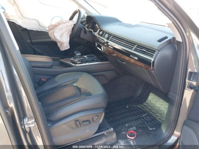 2018 AUDI Q7 WA1VAAF76JD034008 Photo 4