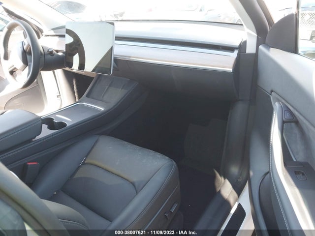 7SAYGDEE0NF512072 Tesla Model Y Long Range Dual Motor All-wheel Drive