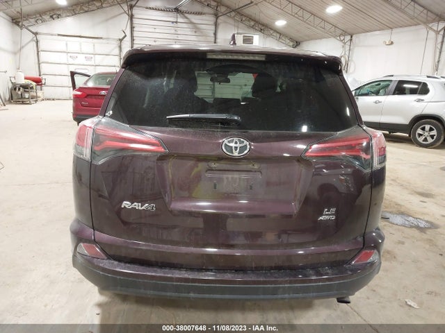 Toyota RAV4 LE 2018 2T3BFREV7JW765932 Image 16