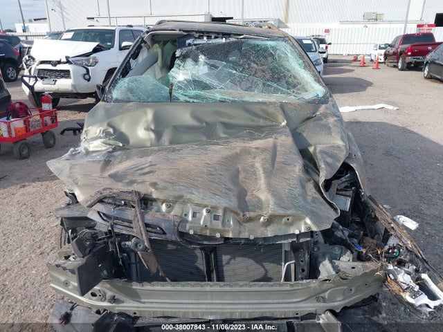 Subaru Forester Limited 2022 JF2SKAPC2NH519389 Image 10