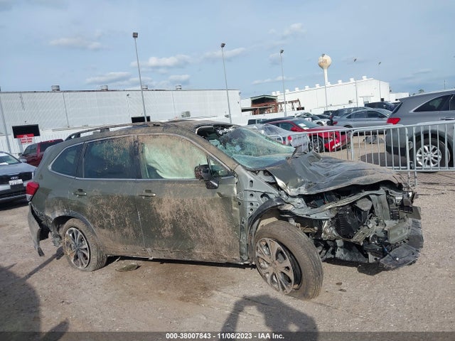 Subaru Forester Limited 2022 JF2SKAPC2NH519389 Image 14