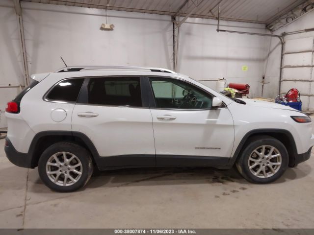 1C4PJLCS2EW103001 Jeep Cherokee Latitude