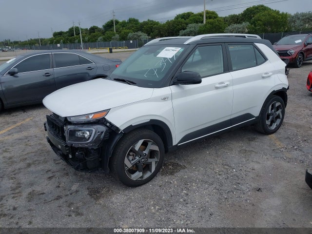 Hyundai Venue Limited 2023 KMHRC8A33PU237344 Image 2