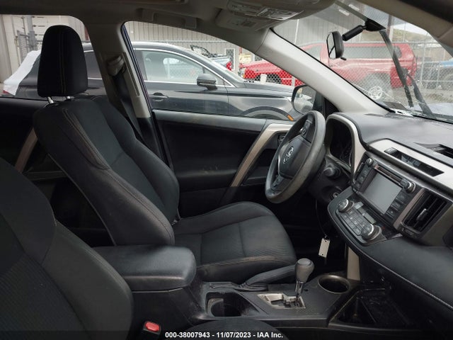 2015 TOYOTA RAV4 XLE VIN: 2T3RFREV7FW355024