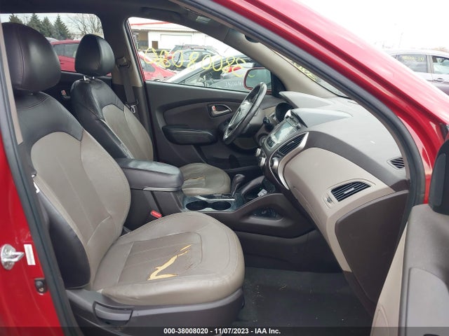 2012 HYUNDAI TUCSON LIMITED VIN: KM8JU3AC8CU319240