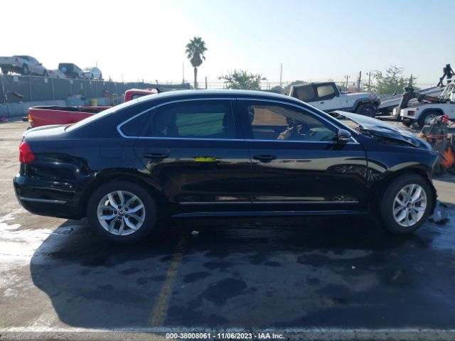 1VWAT7A32GC018972 Volkswagen Passat 1.8t S