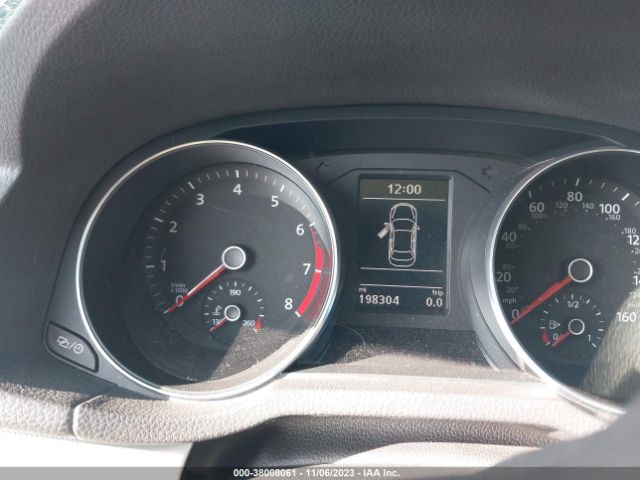1VWAT7A32GC018972 Volkswagen Passat 1.8t S