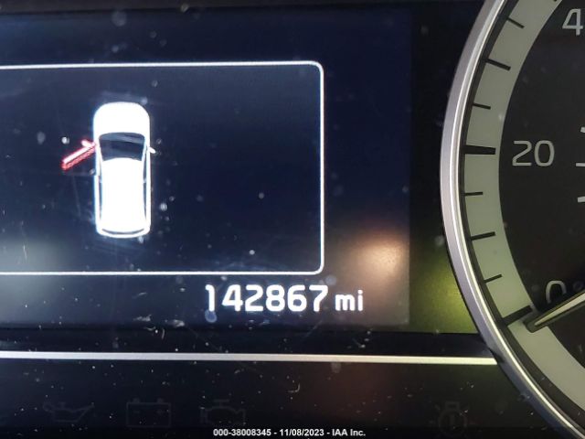 KNDCB3LC8J5158685 KIA NIRO LX