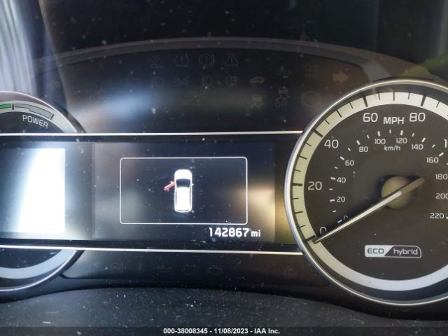 KNDCB3LC8J5158685 KIA NIRO LX