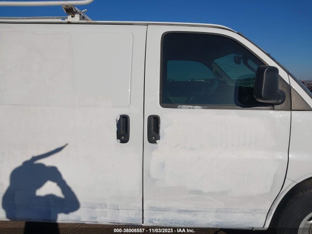Chevrolet EXPRESS CARGO VAN 2016 1GCWGAFFXG1161581 Image 13