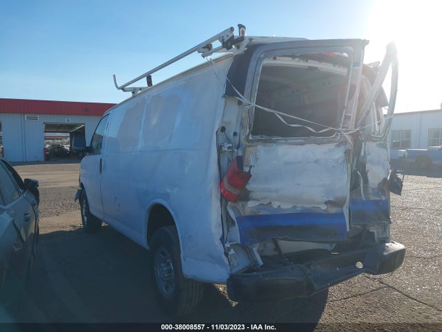 Chevrolet EXPRESS CARGO VAN 2016 1GCWGAFFXG1161581 Image 3