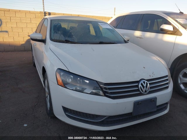 1VWAT7A36EC062860 Volkswagen Passat Wolfsburg Ed