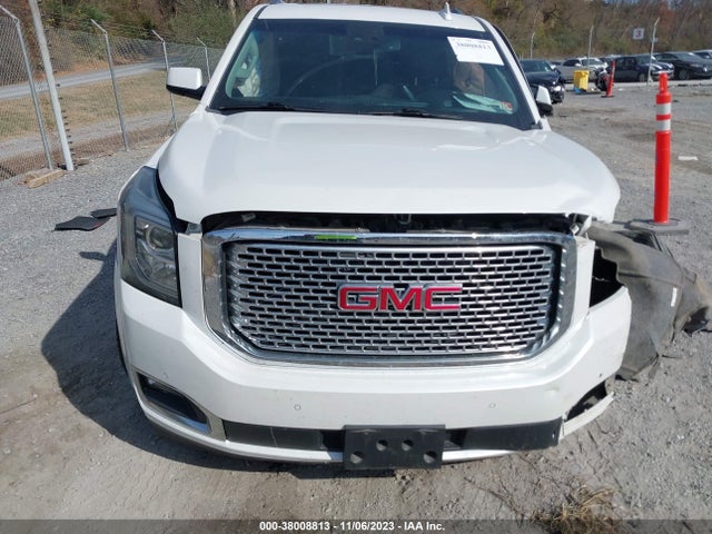 2016 GMC YUKON XL DENALI VIN: 1GKS2HKJ3GR350417