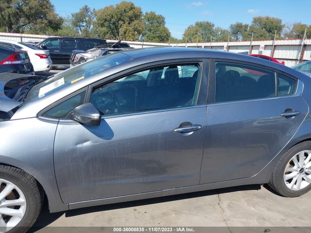 2017 KIA FORTE S VIN: 3KPFL4A79HE035871