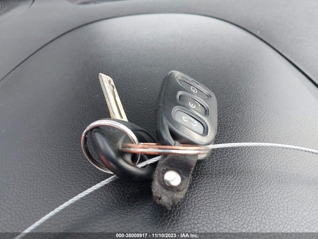2013 HYUNDAI SONATA GLS VIN: 5NPEB4AC2DH733272