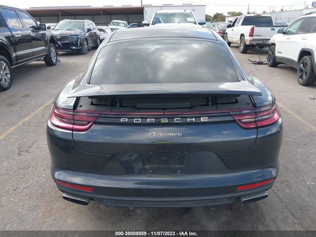 2017 PORSCHE PANAMERA VIN: WP0AA2A70HL100800